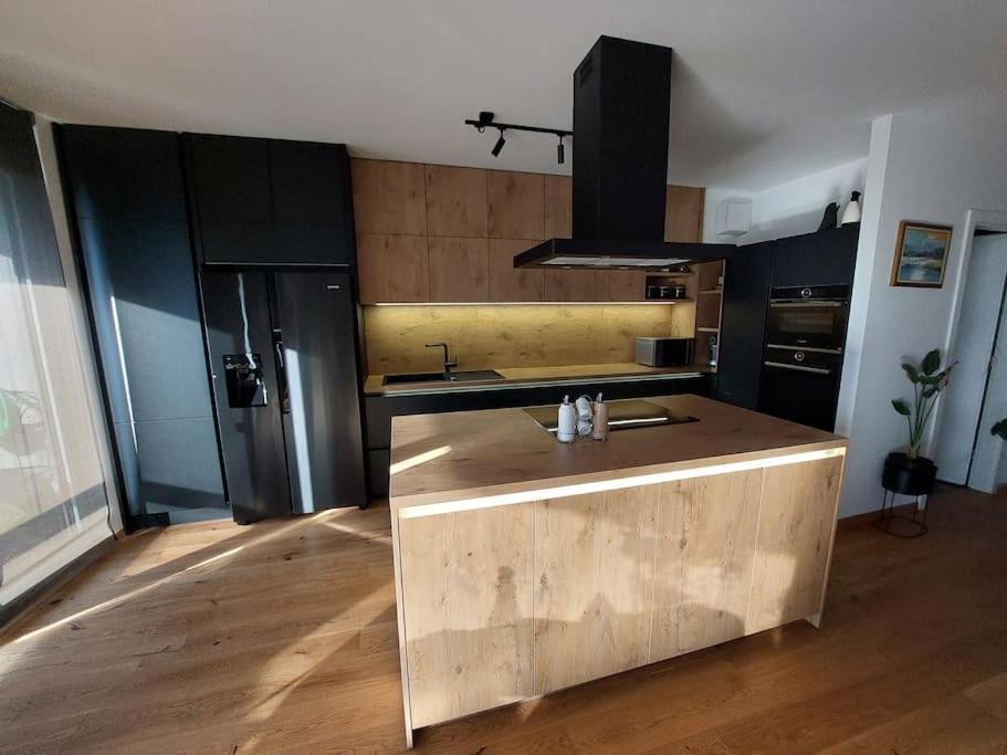 Luxury Apartment Liubliana Exterior foto